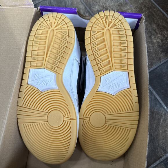 Nike Sb Dunk Low White Gum Bottom main image 6